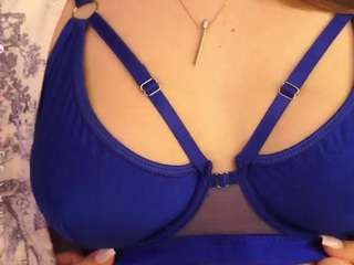 anna-nicol webcam model stream image