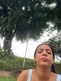 NAUGHTY_LITTLE_18 webcam model stream image