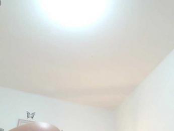 littleshydoll webcam model stream image