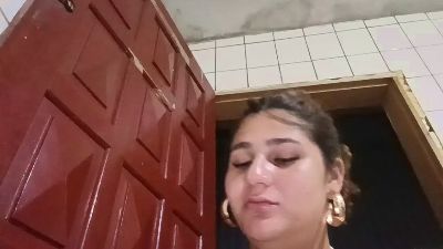 KauAyra webcam model stream image