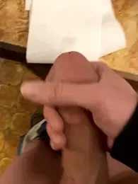 Nutsohard webcam model stream image