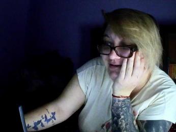 sweetmommy webcam bongacams model stream image