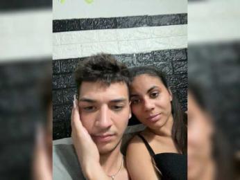 Xlovera webcam model stream image