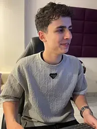 AdrianRinaldi webcam model stream image