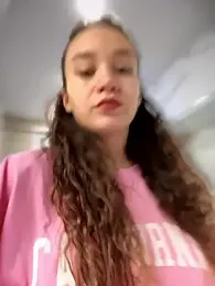 QuietNicole webcam stripchat model stream image