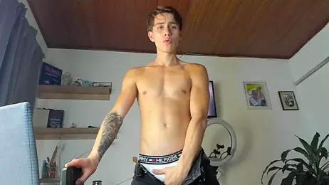 manucute_23_ webcam model stream image