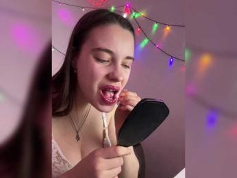 FunnyBanny0312 webcam model stream image