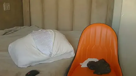 MthondoWeBanana webcam model stream image