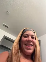 Bigbuttbrooklynn webcam model stream image