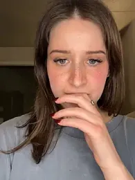 nerdynina webcam model stream image