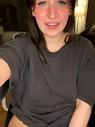 nerdynina webcam model stream image