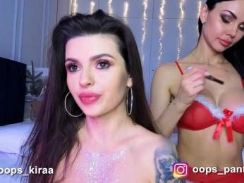 Oops_kiraa webcam model stream image