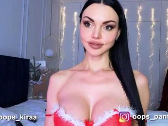 Oops_kiraa webcam model stream image