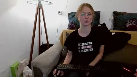 little-leni webcam model stream image