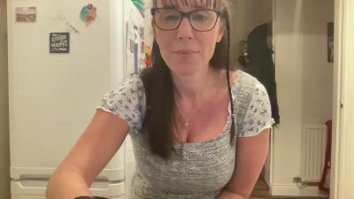 Hotbabe2019 webcam model stream image