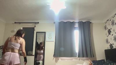 Hotbabe2019 webcam model stream image