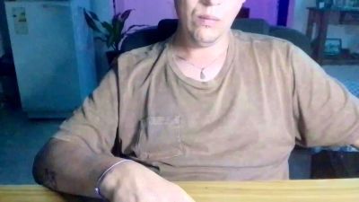 nau82 webcam model stream image