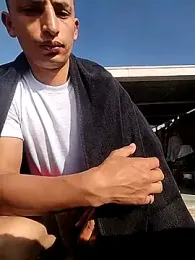 Dani22cmhot webcam model stream image