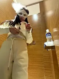 AiBanana webcam model stream image