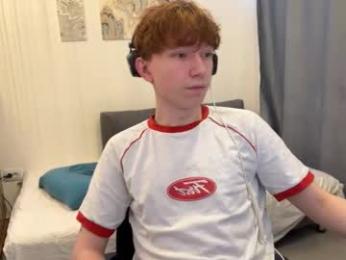 malcolm_yang webcam model stream image