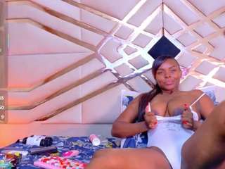 miss-dinah webcam model stream image