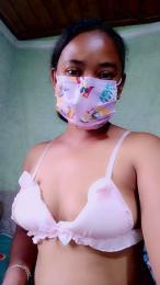 Ginah30 webcam model stream image