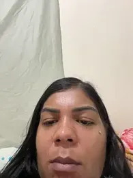 Indiazinhax webcam model stream image