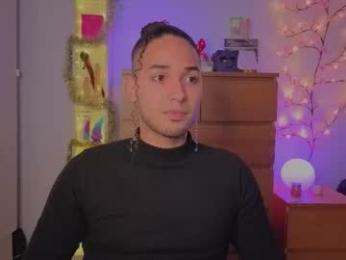 latin_luxury_i webcam model stream image