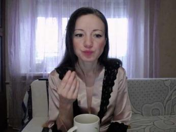 Lillliii webcam model stream image