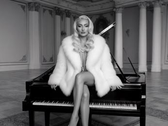 Dasha webcam model stream image