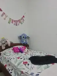 Nina_vallon webcam model stream image