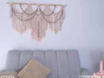 samyortiz_ webcam model stream image