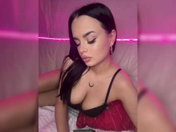 Lola-li webcam model stream image