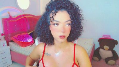 lauracollingsss webcam cam4 model stream image