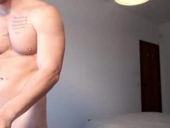 sexyandmarried webcam model stream image