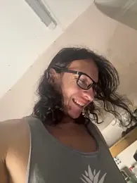 akimguli webcam model stream image