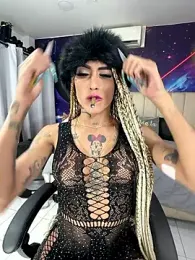 Nella_Dolls webcam stripchat model stream image