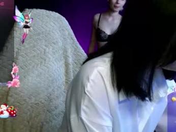 fluffy_cloude webcam model stream image