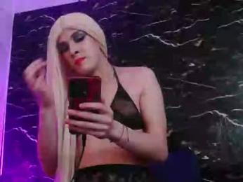 crislingery_doll webcam model stream image