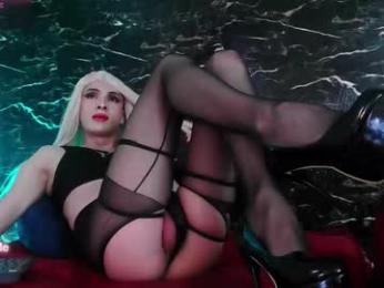 crislingery_doll webcam model stream image