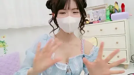 -minami- webcam model stream image