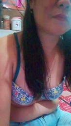 WildLady webcam model stream image