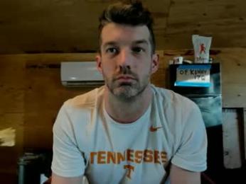 dontfeedthetrolls webcam model stream image