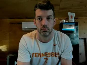 dontfeedthetrolls webcam model stream image