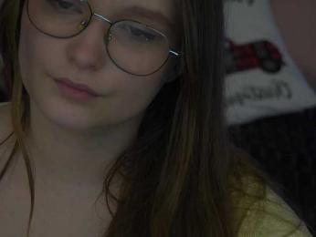 MagikPeachh webcam model stream image