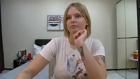 DianeMills webcam model stream image