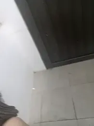 thich_lo webcam model stream image