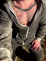 BullTattooBsx webcam model stream image