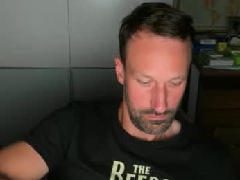 maenu_69 webcam model stream image