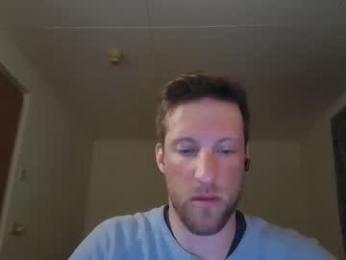 moms_little_monster webcam model stream image